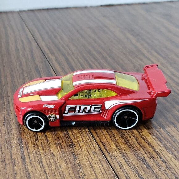 2011 CHEVY CAMARO 2020 Hot Wheels Rescue Series Red - Picture 1 of 5